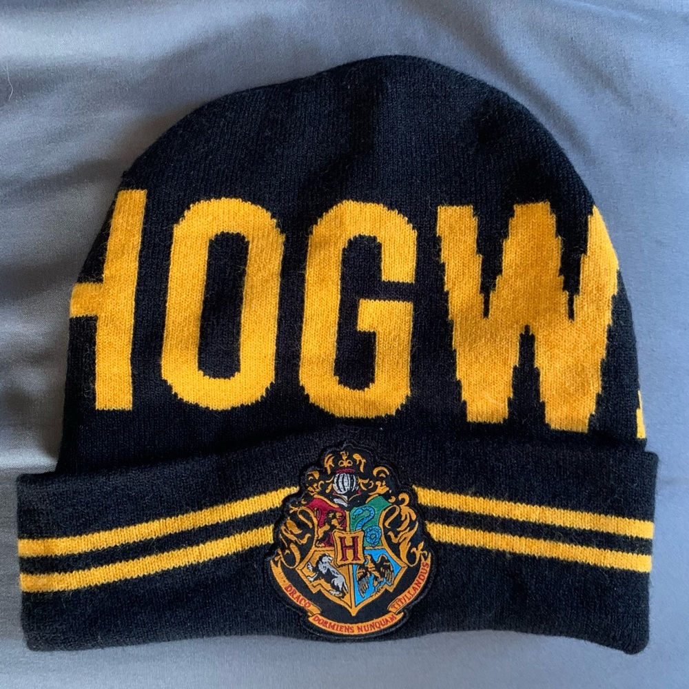 Harry Potter Hogwarts Beanie Hat